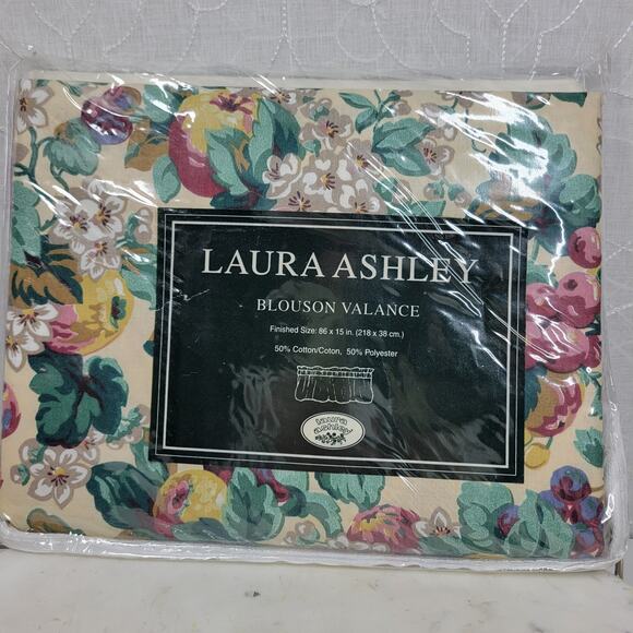 Vintage Laura Ashley Rubens Floral Blouson Valance 86x15 New in Package - Picture 3 of 13